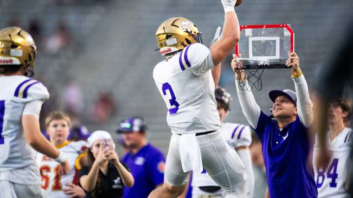 Fort Collins star running back voted Blue FCU Football Player of Week