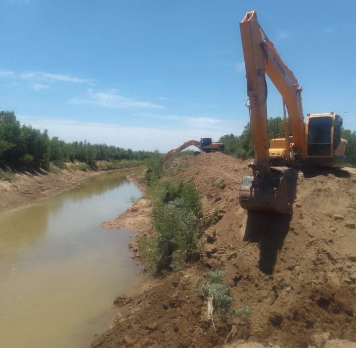 Vialidad Provincial inició las obras hídricas del ciclo 2025