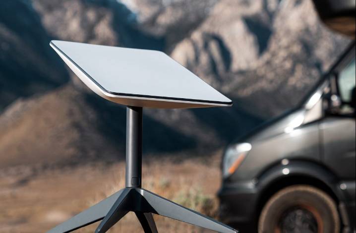 SpaceX's Starlink secures more spectrum and airlines as it passes 8 million customers