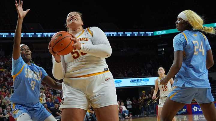 Audi Crooks talks about reaching 1,500 career points at Iowa State