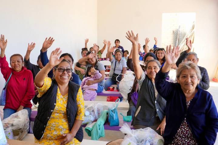 Refuerza DIF Municipal atención alimentaria en la colonia Los Encinos