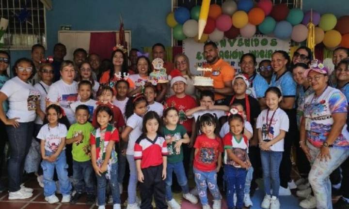 Más de 100 niños y niñas participaron en cierre del Mes de Educación Inicial en CEIN La Isabelica