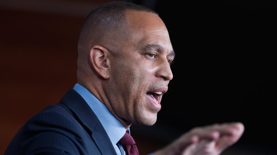 Watch live: Jeffries gives remarks after Trump targets ‘seditious’ Democrats