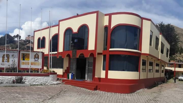 UGEL Chucuito incumple con registrar contratos, órdenes de compra en SEACE