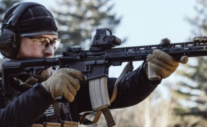 El Gobierno habilitó a civiles a comprar fusiles semiautomáticos