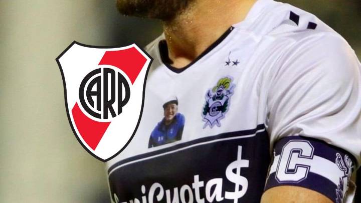 Fue suplente en Gimnasia y podría llegar a River GRATIS como refuerzo en 2026
