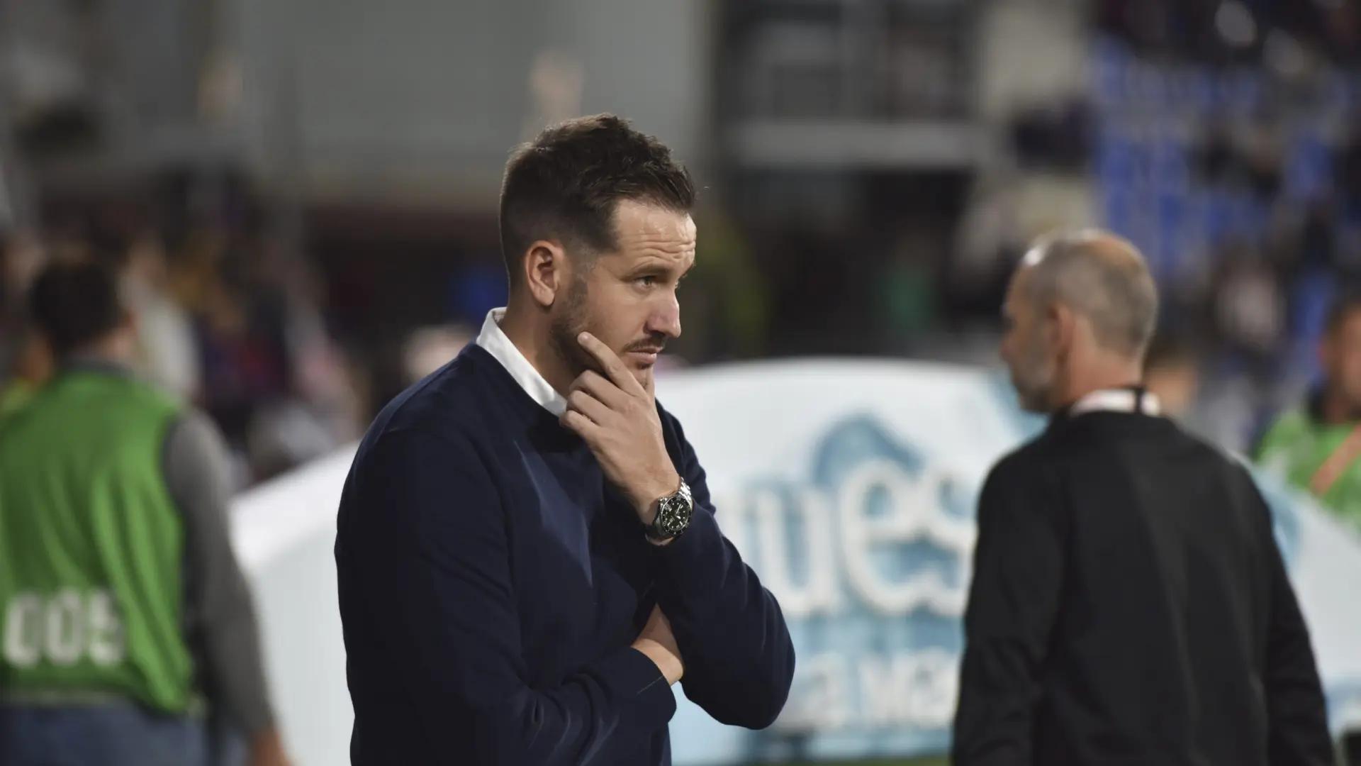 Sergi Guilló, cesado como entrenador de la SD Huesca antes del derbi con el Zaragoza