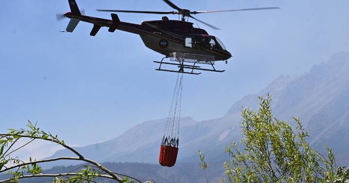 Río Negro alquilará un helicóptero para combatir incendios por 6,9 millones de dólares