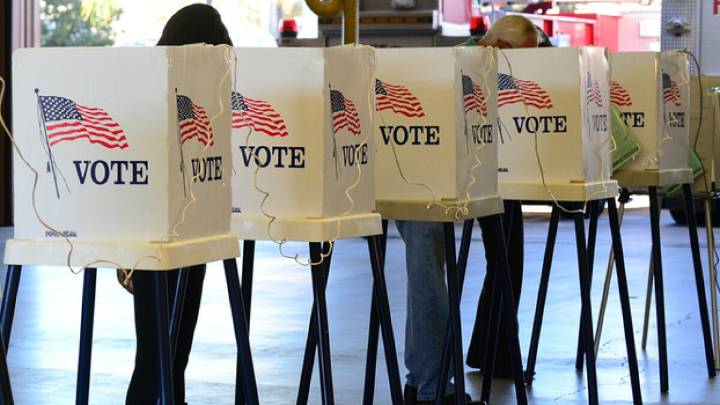 Voters get last chance to cast ballots in special election on redistricting