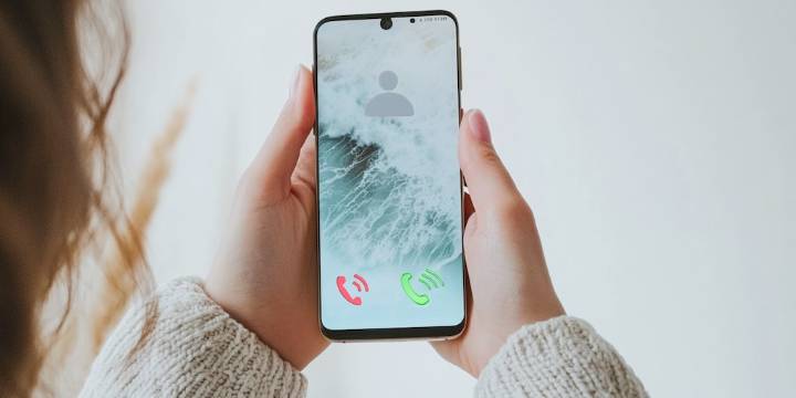 Llamadas perdidas de números con prefijos como +225, +353 o +233: qué hacer para evitar fraudes