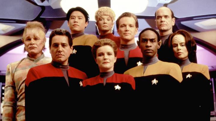 Star Trek: Voyager Needed Kes, The 'Critical' Character Replaced By Seven of Nine