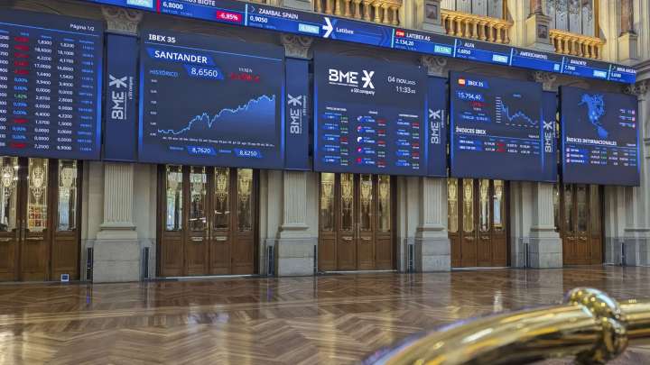 El Ibex-35 pulveriza su récord histórico y roza los 16.400 puntos tras la reapertura de la Administración en EEUU
