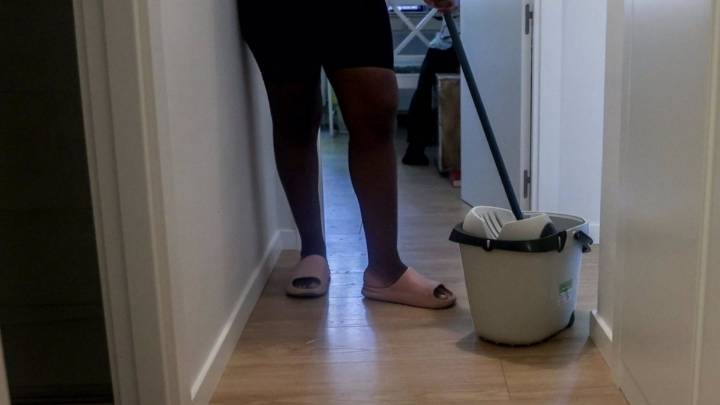 Las familias con empleadas del hogar deben contar desde hoy con la evaluación de riesgos laborales