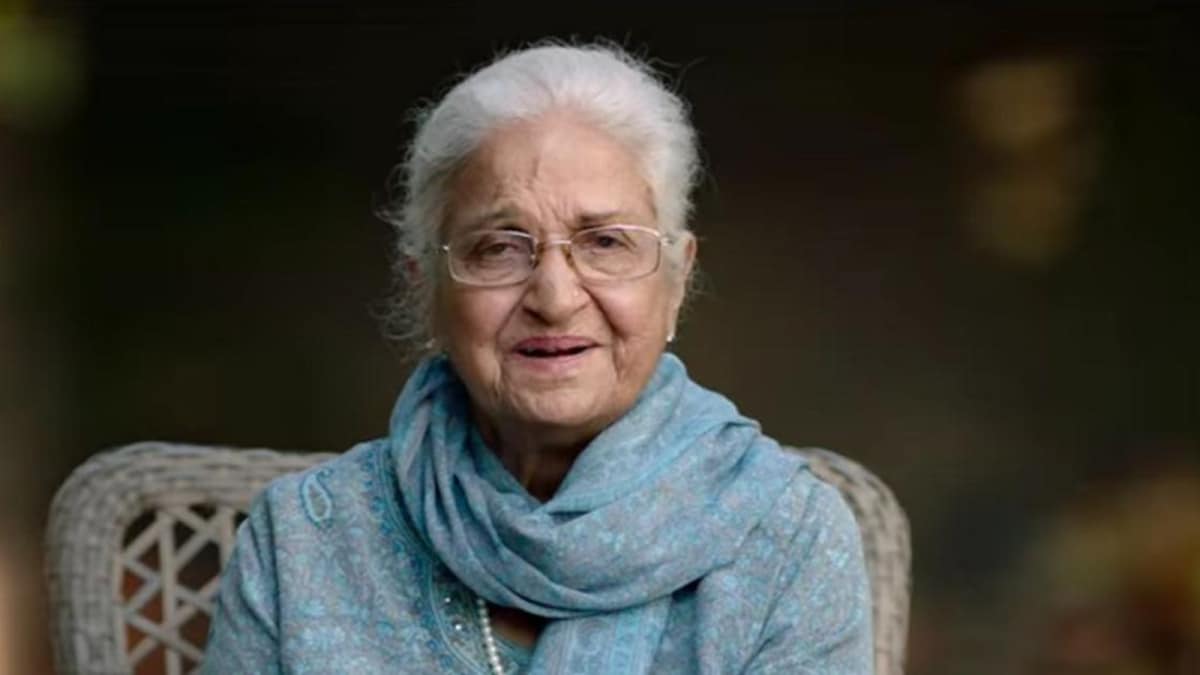 Shahid Kapoor Remembers Kamini Kaushal, Calls His On-screen Dadi ‘A Wonderful Soul’