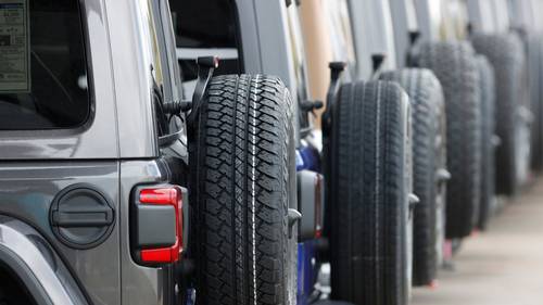 Chrysler recalls 320,000 Jeep plug-in hybrids due to faulty battery that can catch fire