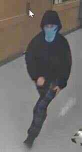 FBI anuncia arresto de 2 hombres en relación con explosión en Facultad de Medicina de Harvard