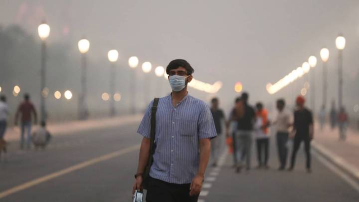 Delhi Government Shifts Office Timings To Tackle Pollution India News