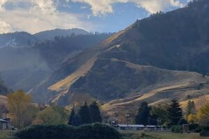 Water pump failure at Rapid River Hatchery near Riggins causes loss of newly hatched Chinook salmon