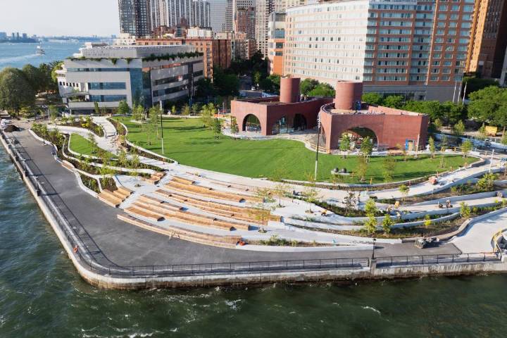A New Rooftop Just Opened At Battery Park City’s 3.5-Acre Public Park — With Sweeping Views Of The Statue Of Liberty & Ellis Island