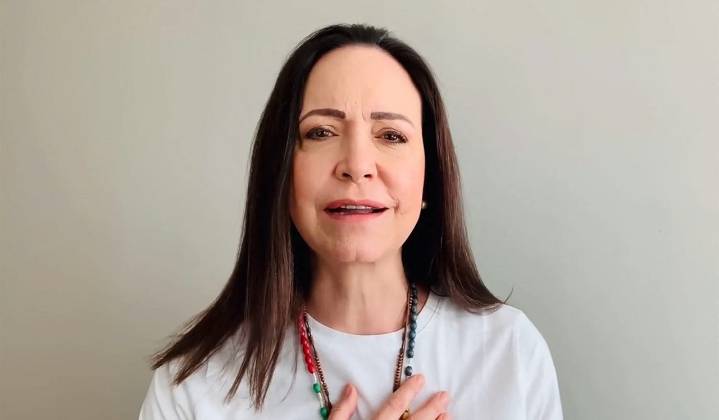 María Corina Machado hace fuerte llamado a los militares venezolanos