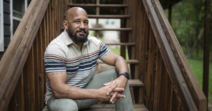 How do you find peace after war? A combat vet and NPR reporter's bond points a way