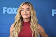 Denise Richards obtiene una orden de alejamiento permanente contra su ex Aaron Phypers