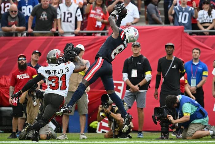 TreVeyon Henderson, Drake Maye lead the Patriots to a 28-23 victory over the Buccaneers