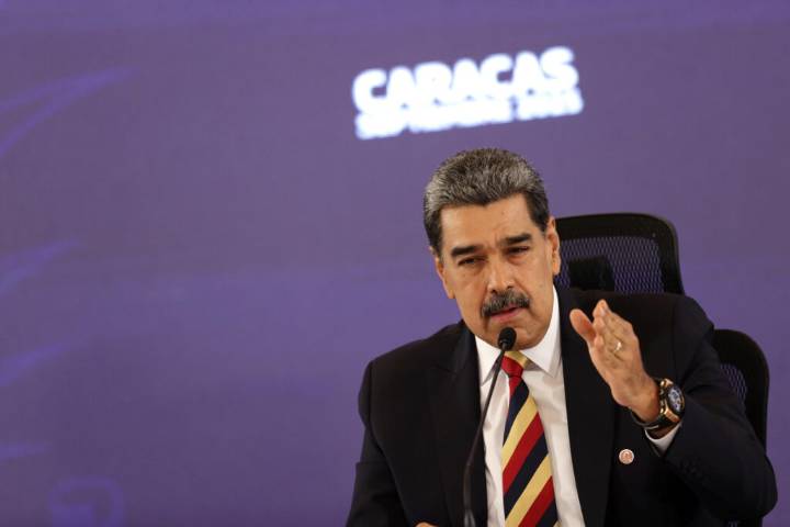 Maduro: «Mientras EE.UU. movía aviones por el Caribe, trataron de entrar a Venezuela dos aviones del narcotráfico”