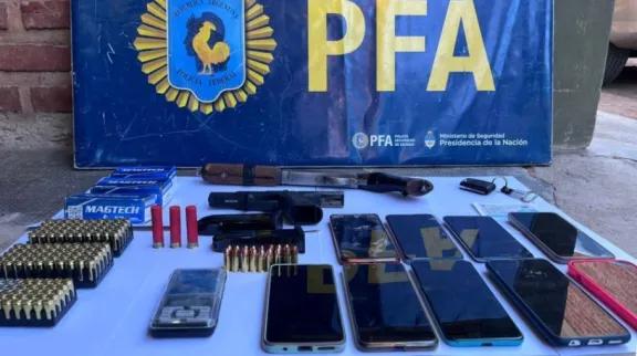 Cayó la “Reina Blanca”: desarticulan una banda narco que vendía armas y drogas en Neuquén