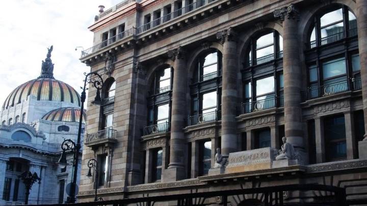 BdeM recorta a 0.3% desde 0.6 estimado de crecimiento para 2025