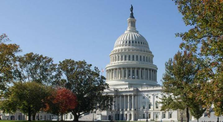 Senado de EU votan por apertura del Gobierno Federal estadounidense, que lleva 41 días ‘cerrado’
