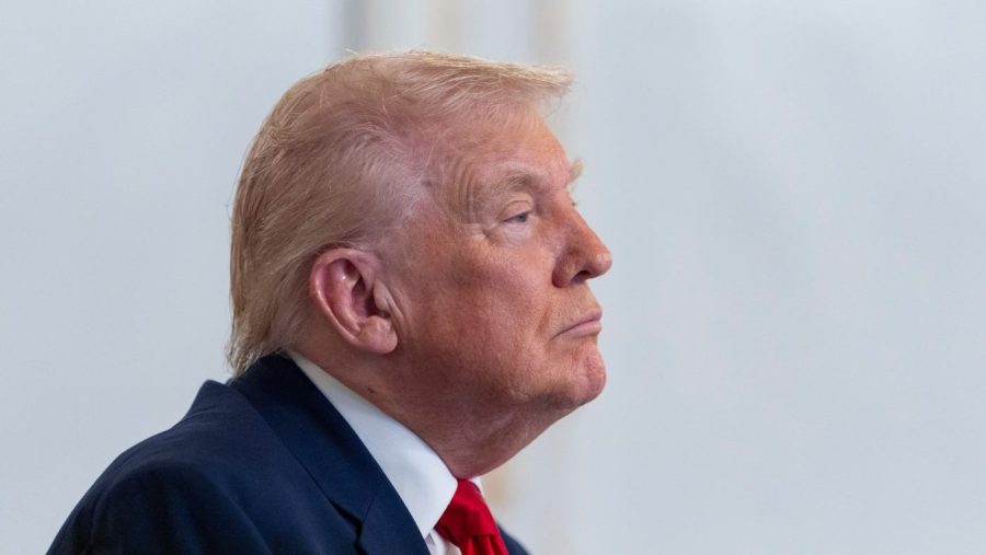 Trump approval rating drops to new low: Poll