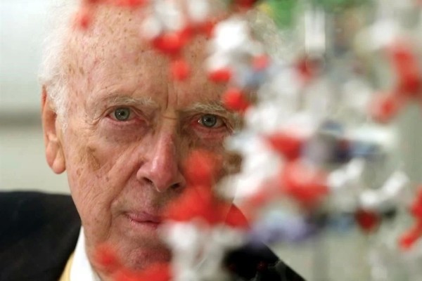 Muere a los 97 años James Watson, quien reveló estructura del ADN