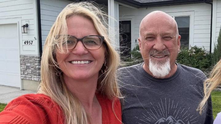 Christine Brown's Husband David Says Polygamy ‘Mentally Damaged’ His Sister