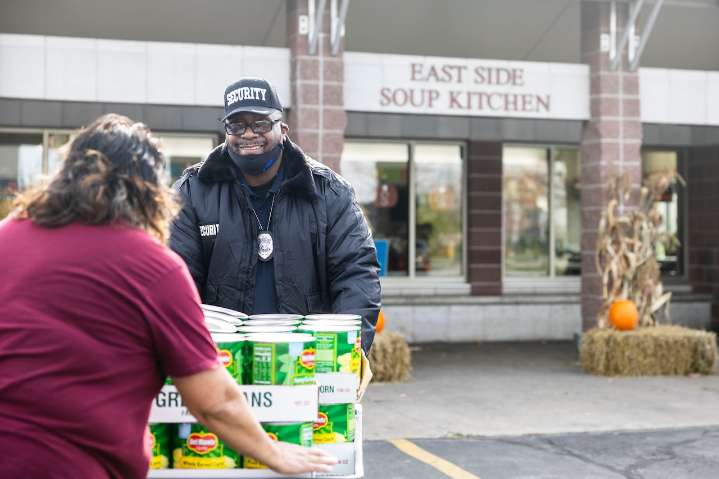 Saginaw soup kitchen to host drive-thru food distribution on Veterans Day
