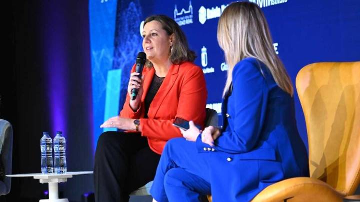 Junta lanzará este mes ayudas a la digitalización empresarial por tres millones