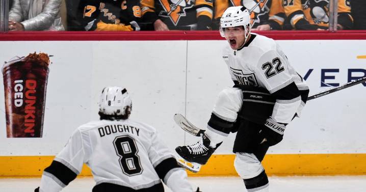Kevin Fiala and Corey Perry lift Kings to comeback victory over Penguins