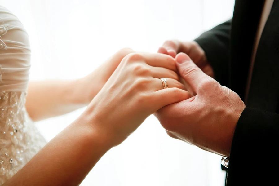 Vatican defends monogamy against polygamy, polyamory