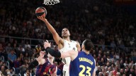 Media hora perfecta del Madrid le sirve para llevarse el Clásico en el Palau