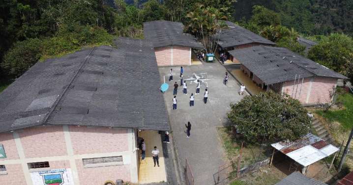 Historia del colegio de Caldas al que la avalancha del Ruiz le pasó por un lado y resurgió en otro lugar