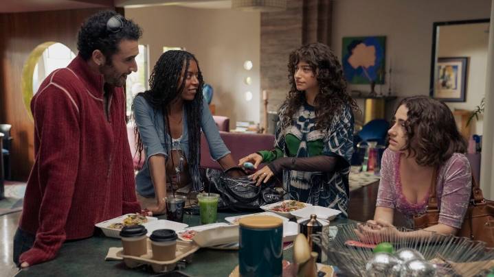 'I Love LA': Rachel Sennott and Cast on Depicting Internet Culture and Fan Reactions