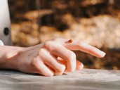 Qué significa que se pose una mariquita, según la psicología