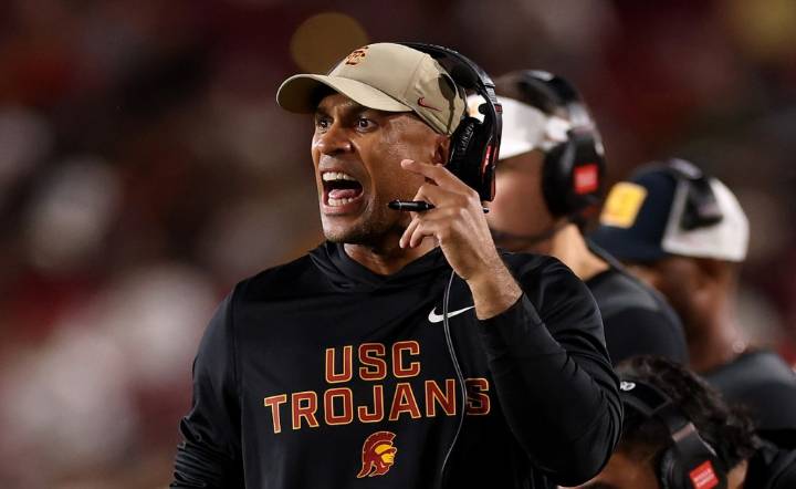 Youth on USC defense has affected coordinator D’Anton Lynn’s coaching style