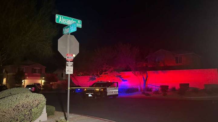 Escena sangrienta: Mujer de 20 años muere presuntamente apuñalada por su novio de 50