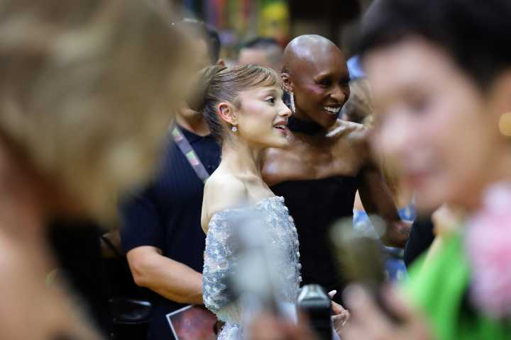 Ariana Grande accosted by attendee at premiere of 'Wicked: For Good'