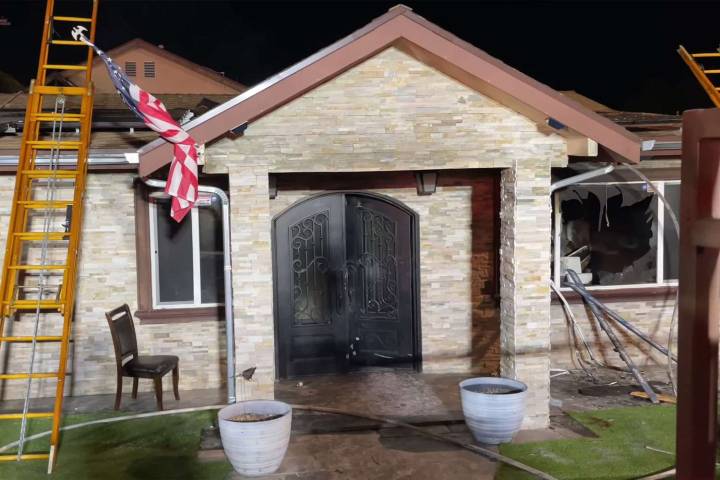 2 People Dead, 5 Others Hospitalized After Fire Engulfed L.A. Home