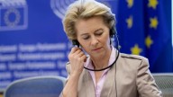 Bruselas crea una unidad de Inteligencia con sus propios espías: 'mandará' Von der Leyen y cooperará con las agencias nacionales