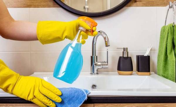 El truco de una experta para que limpiar la casa sea más fácil: qué hace