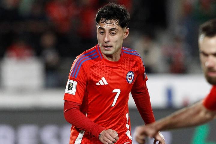 “Gracias a mis compañeros…”: el mensaje de Javier Altamirano previo a los amistosos de La Roja en Rusia