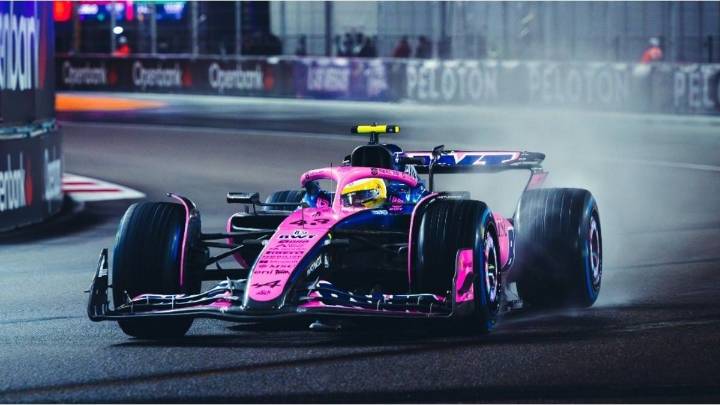 Franco Colapinto tuvo un buen desempeño en una clasificación atravesada por la lluvia y largará 15° en el GP de Las Vegas